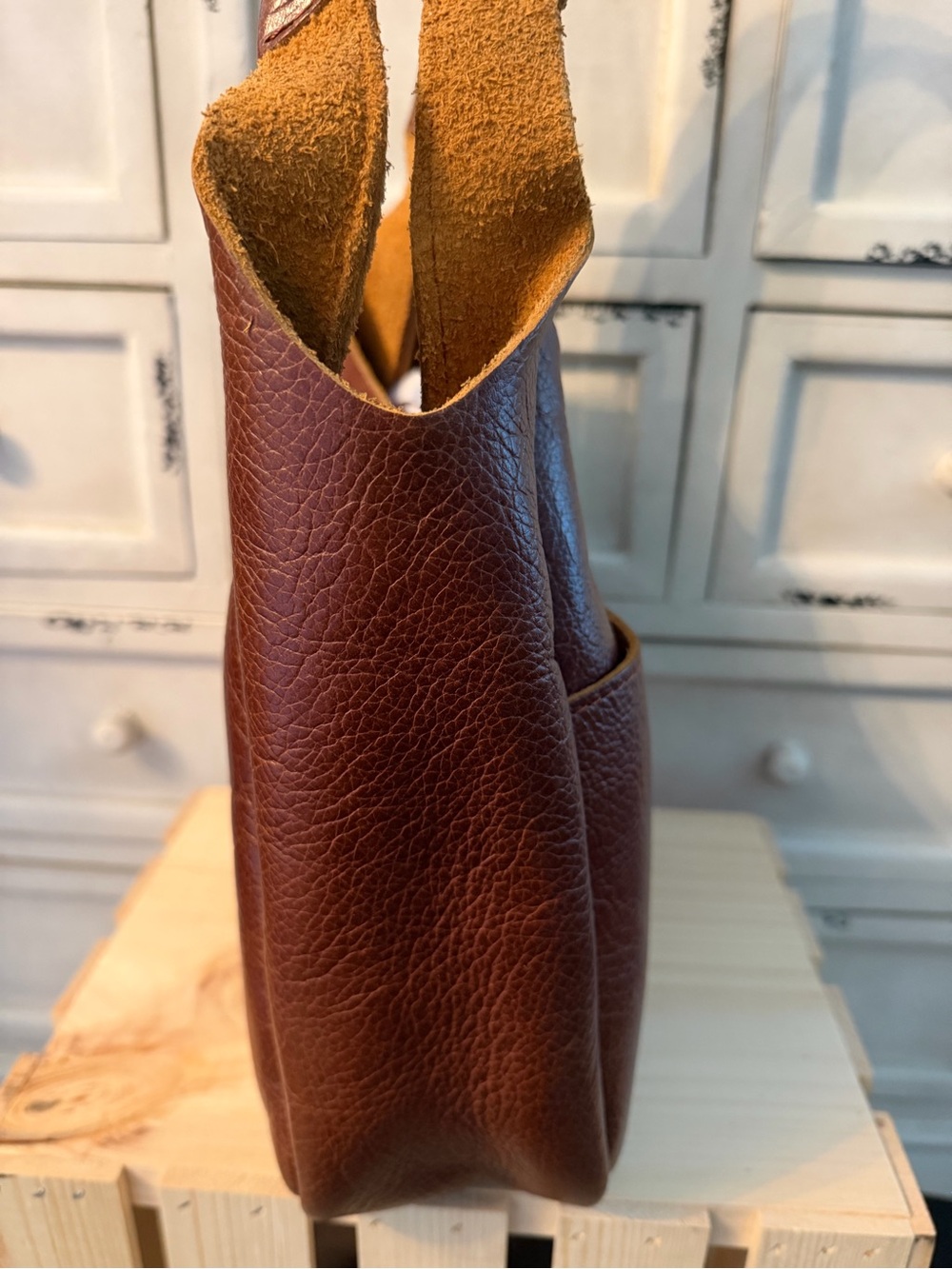 Portland Leather Large Madison Shoulder Bag - Picture 5 of 7